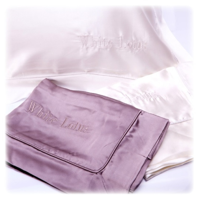 White Lotus Pure Silk Pillowcase — Caída del cabello White Lotus Pure Silk Pillowcase — Caída del cabello